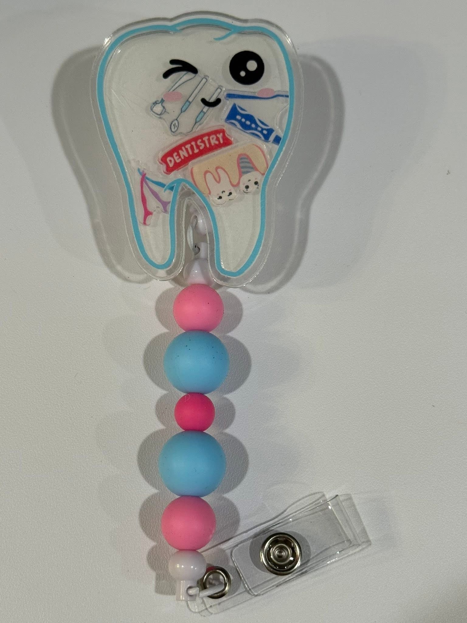 Beaded Interchangeable Badge Reel – “Dentist Shaker”